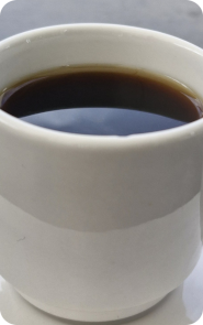 <strong>Café espresso - Aprox. 30–40 ml | 5–10 kcal</strong>