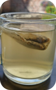 <strong>Tes - Aprox. 240 ml | 0–5 kcal (sin endulzantes)</strong>