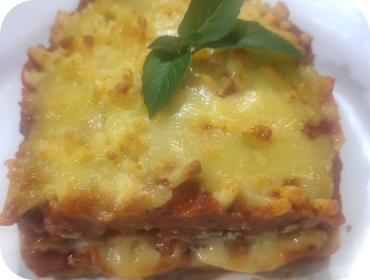 <strong>Lasagna - Aprox. 620–780 kcal por porción</strong>