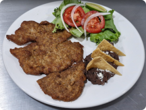 <atrong>Milanesa - Aprox. 620–700 kcal por porción</strong>