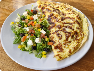 <strong>Omelette Vegetariano - Aprox. 380–450 kcal por porción</strong>