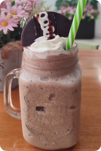 <strong>Frappe Pinguino - Aprox. 300 ml | 230–280 kcal</strong>