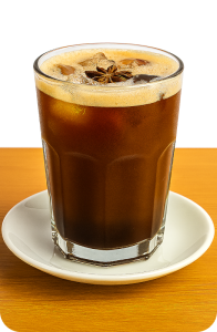 <strong>Ice americano - Aprox. 240 ml | 10–15 kcal | 120–130 mg de cafeína</strong>