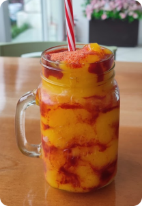 <strong>Smothie Mango c/ chile - Aprox. 300 ml | 160–210 kcal</strong>