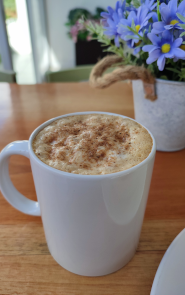 <strong>Capuccino - Aprox. 150–180 kcal</strong>